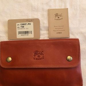 Large IL BISONTE leather Wallet style 937 Antique Tan 4.5 X 7.5 inches
